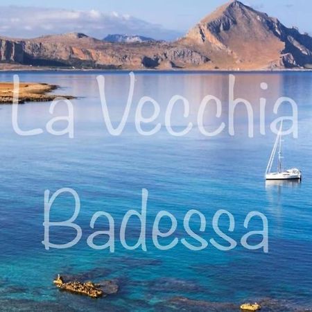La Vecchia Badessa A Due Passi Dal Mare Apartman Macari Kültér fotó