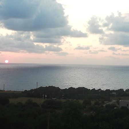 La Vecchia Badessa A Due Passi Dal Mare Apartman Macari Kültér fotó